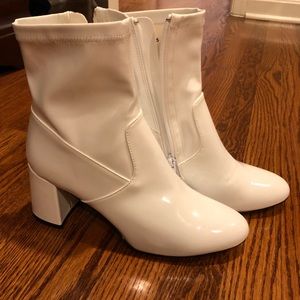 Steve Madden White Sania Booties